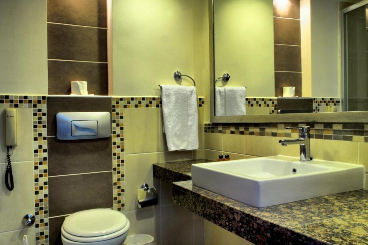 Ephesia Hotel Kusadası Exteriör bild