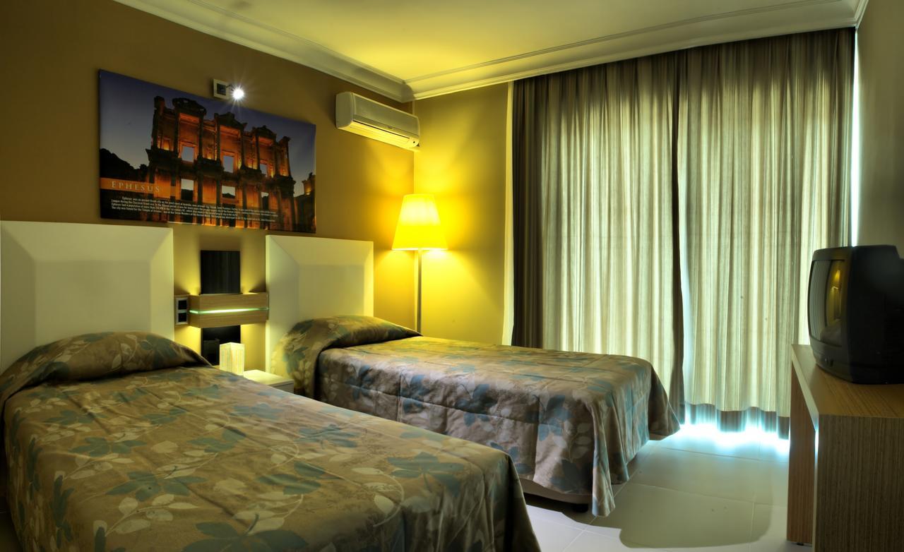 Ephesia Hotel Kusadası Exteriör bild
